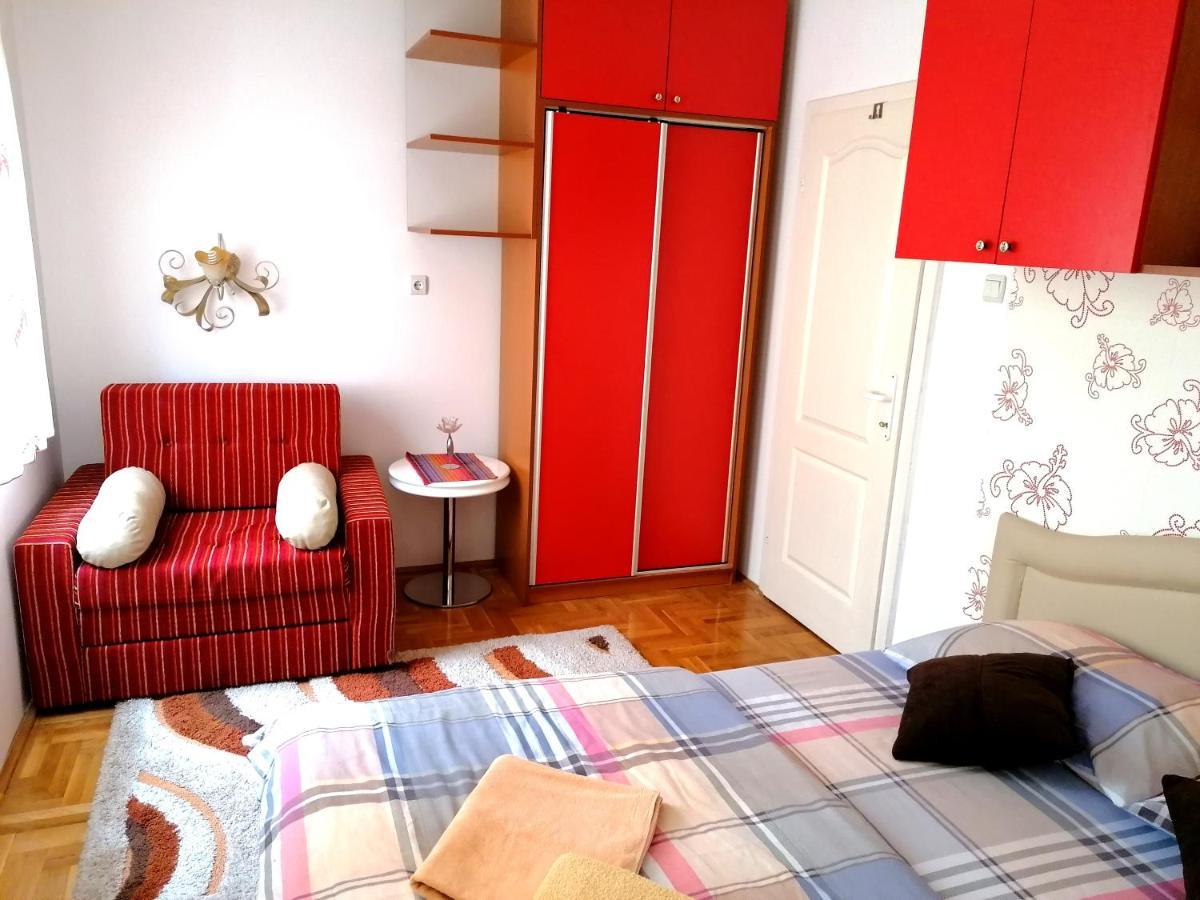 Apartman Nena Nova Varos Luaran gambar