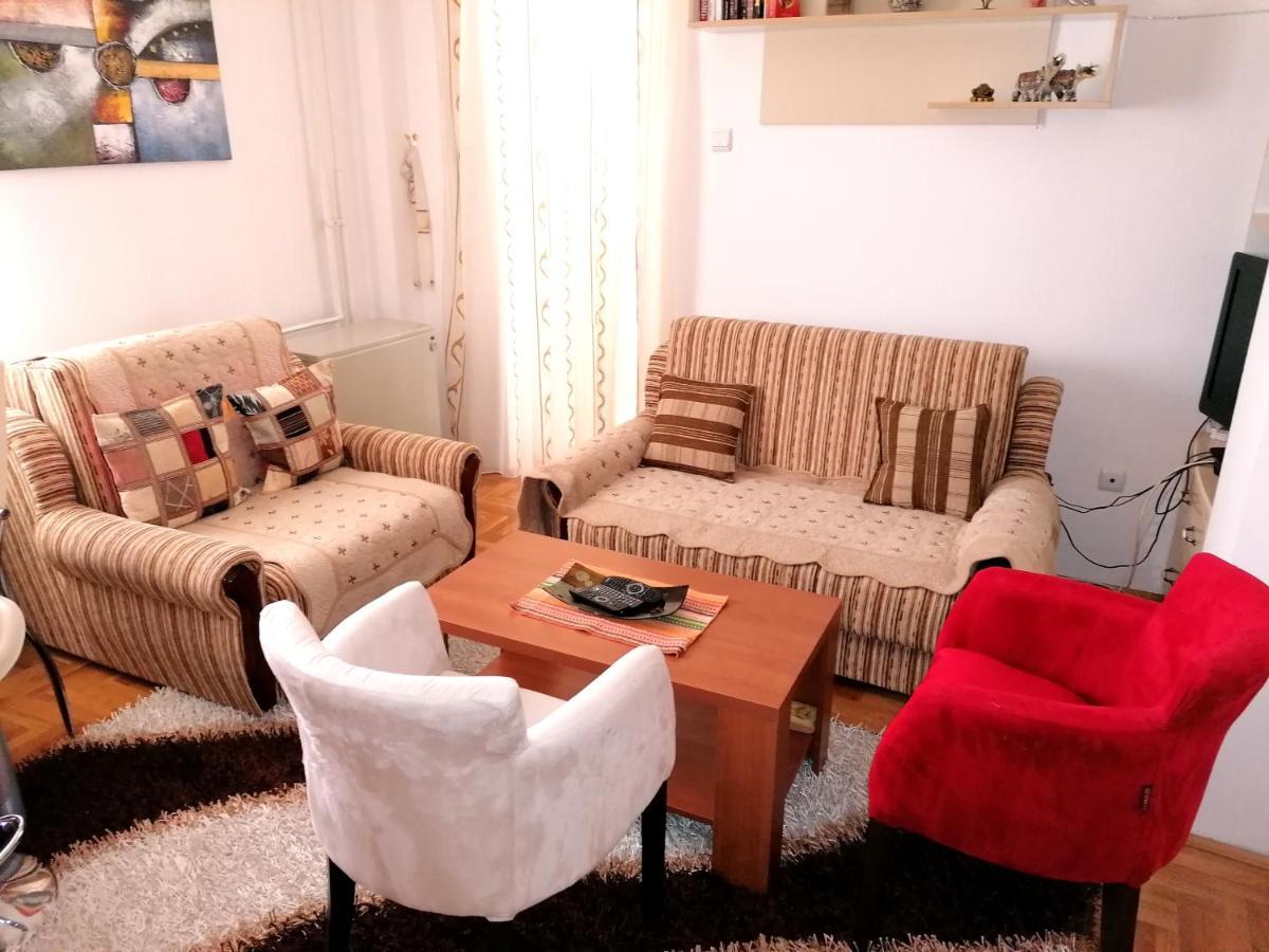 Apartman Nena Nova Varos Luaran gambar